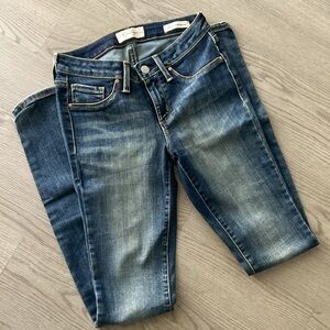 Jessica Simpson Medium Blue Skinny Jeans